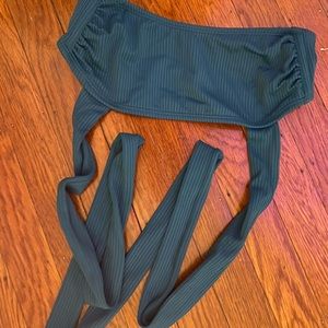 Target xs blue/green bikini top